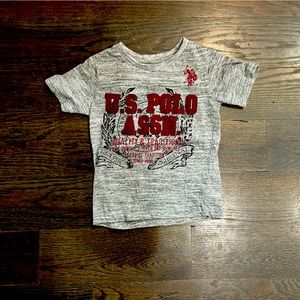 2T boys Ralph Lauren polo shirt. Looks brand new